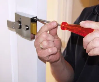Pinecraft FL Locksmith Store Pinecraft, FL 941-270-4495